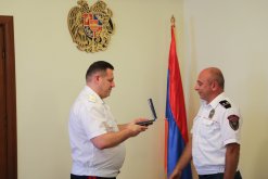 Chairman of Investigative Committee Awarded a Number of Police Officers (photos)